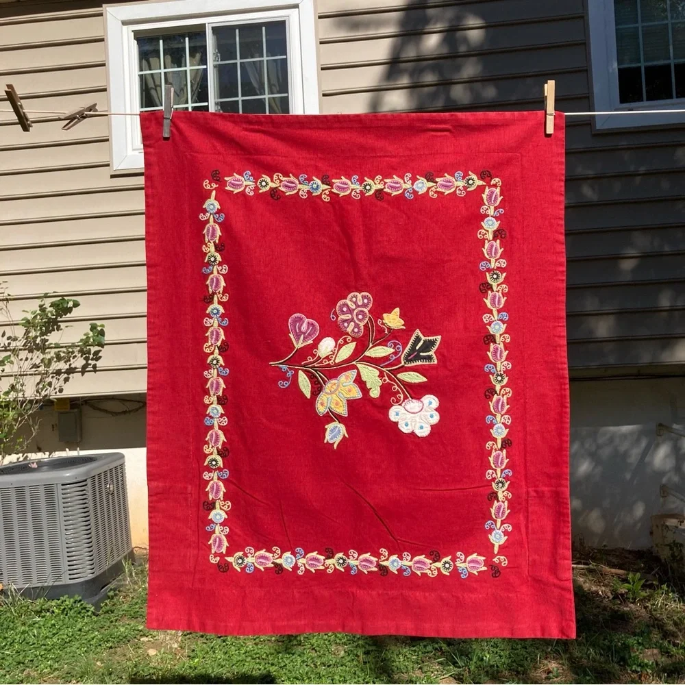 POTTERY BARN Red Embroidered Jacobean Floral Pillow Sham 24 x 30 inches Standard